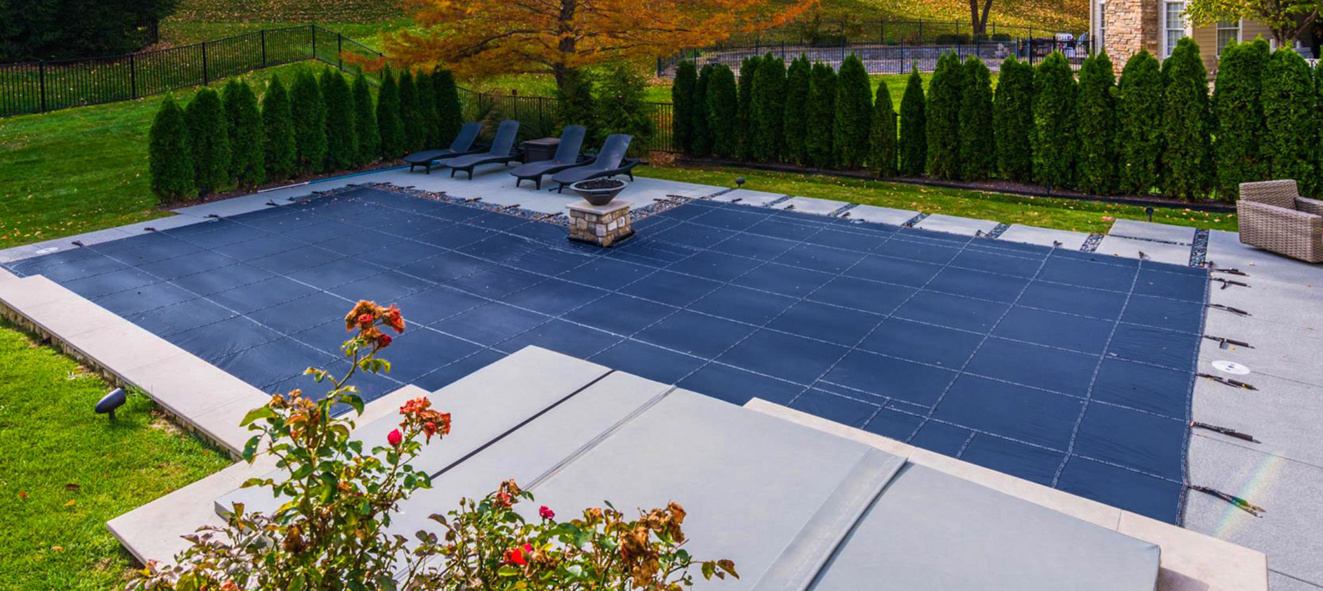 LOOP-LOC’s Aqua-Xtreme pool cover