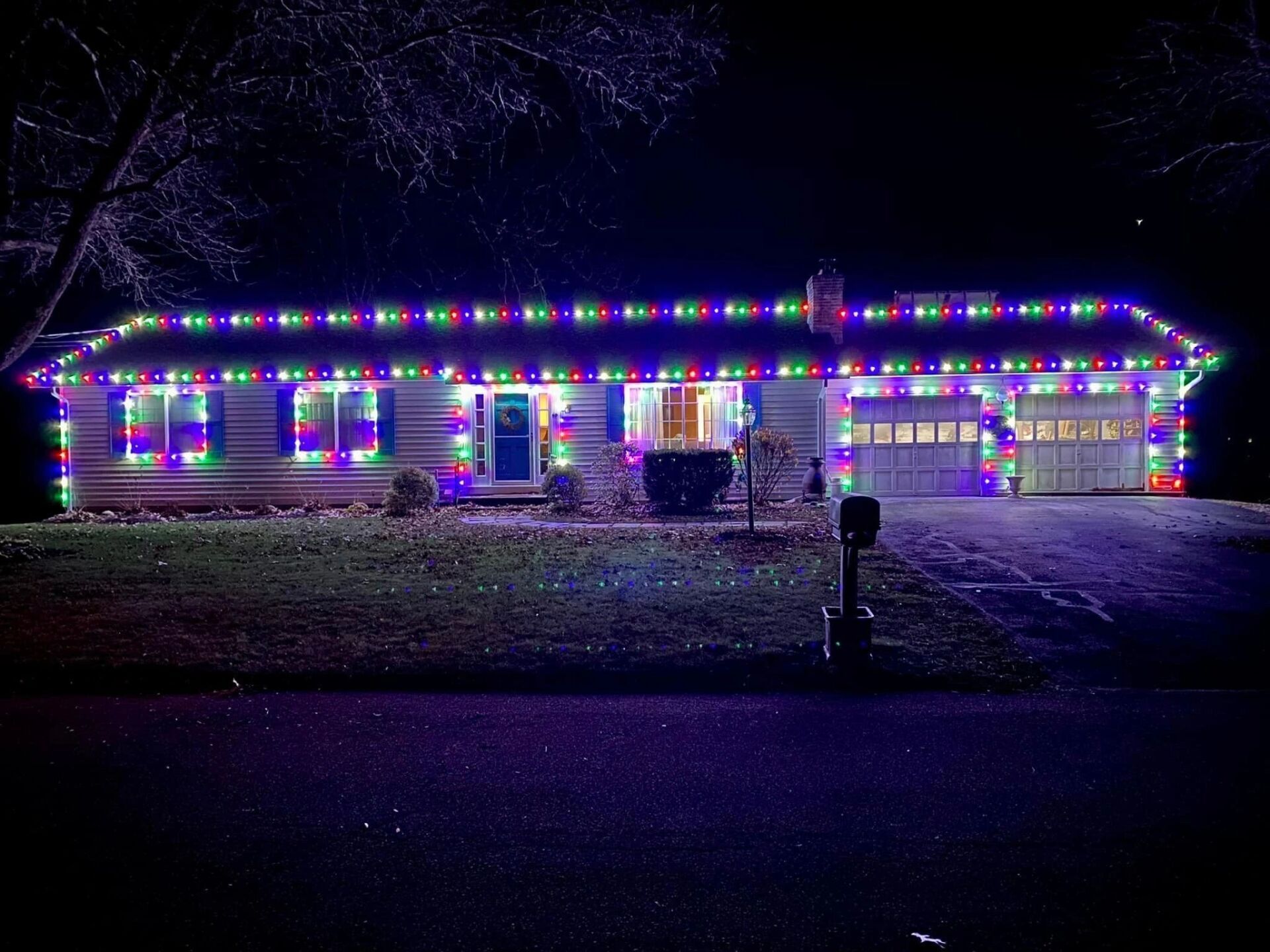 Christmas Lights West & Central MA Ginger Cat Sealcoating