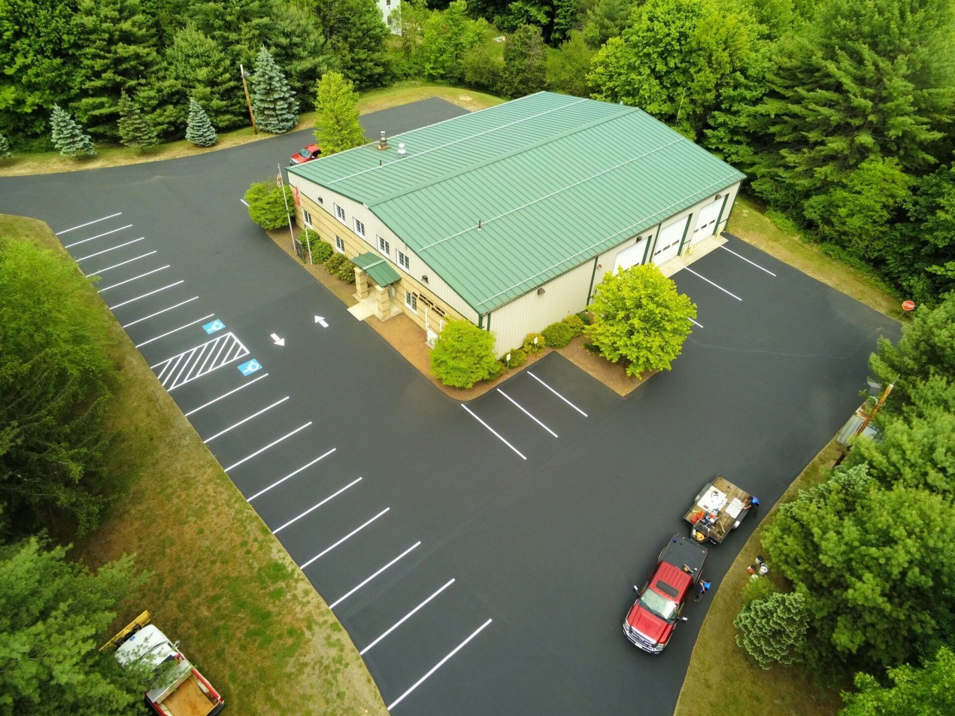 Sealcoating West & Central MA Ginger Cat Sealcoating