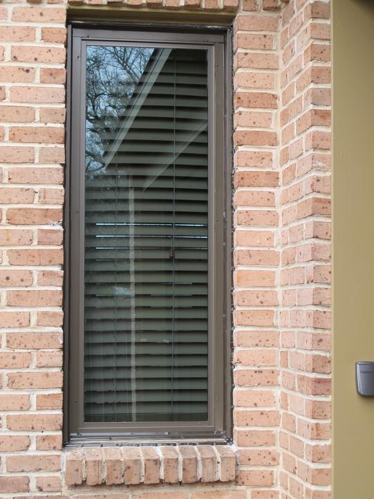 Long Aluminum Window — Lafayette, LA — Dave's Screen & Windows, Inc