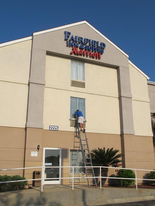 Fairfield Inn & Suites Marriott — Lafayette, LA — Dave's Screen & Windows, Inc