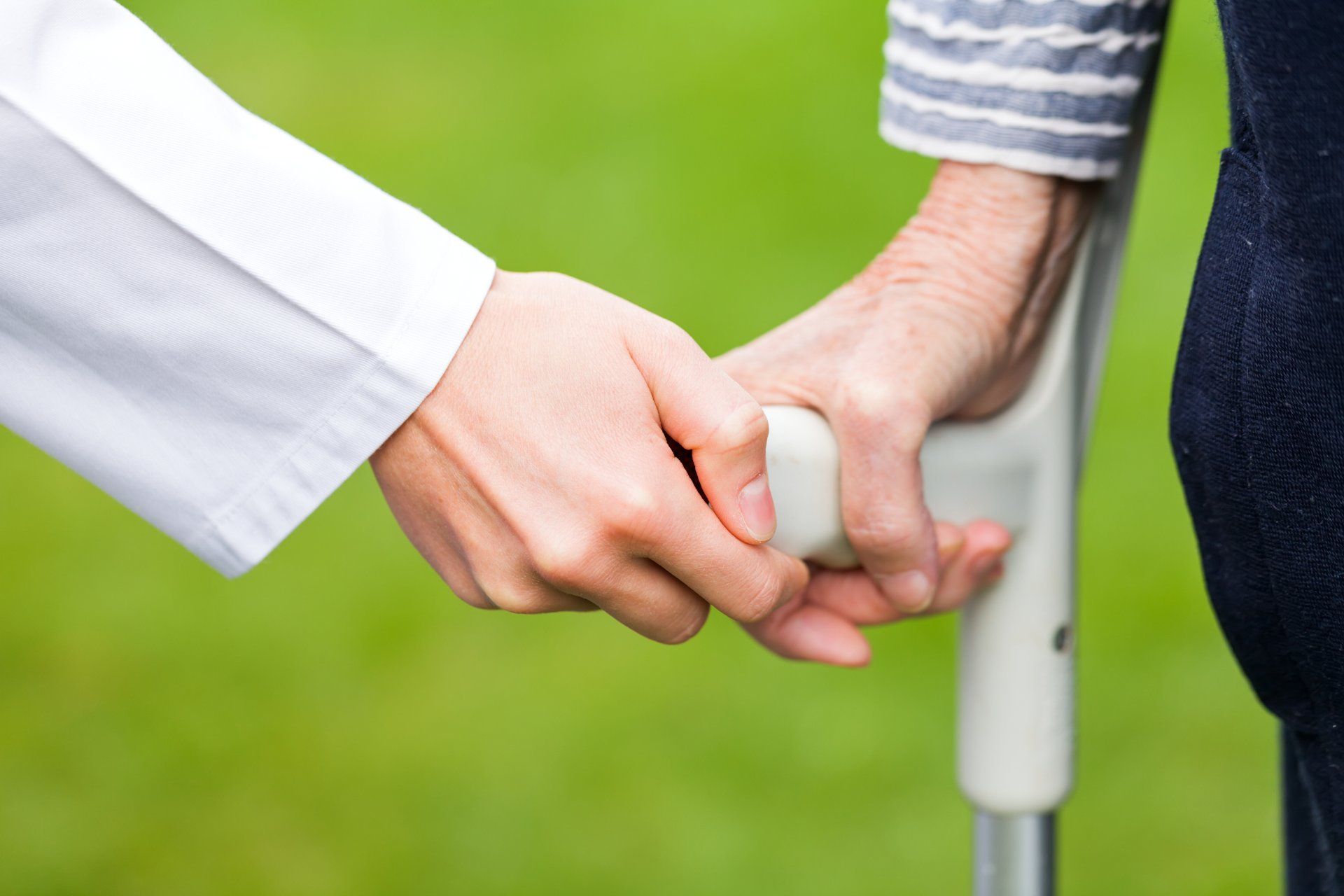 Assistenza sanitaria a persone anziane