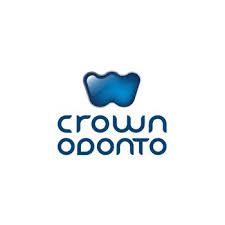 Logotipo da Blue Crown Odonto: Coroa azul acima de texto azul.