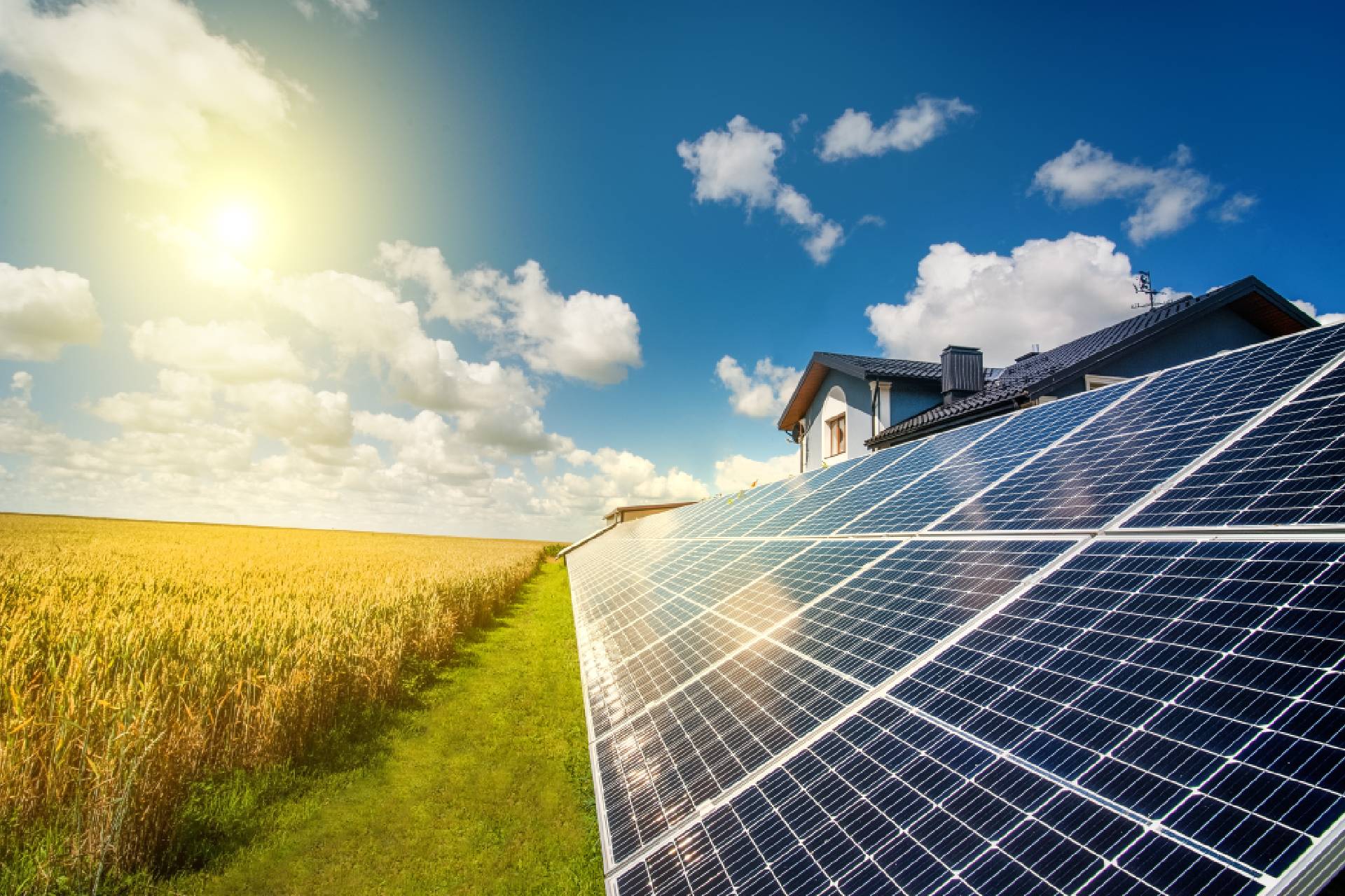 Pulizia pannelli solari, fotovoltaici e grondaie