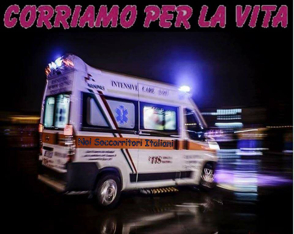 ambulanza in servizio