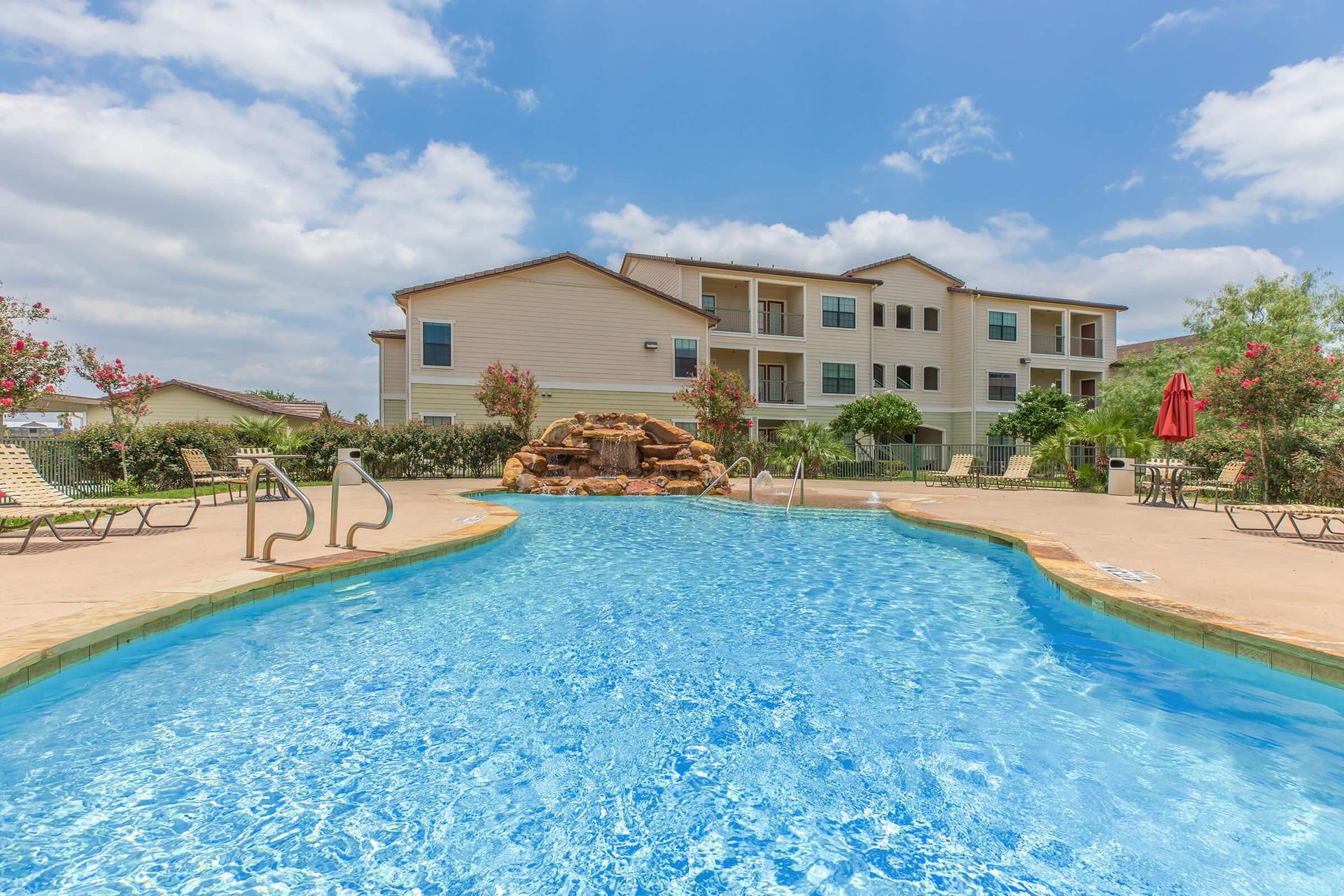 The Plantation Apartments Apartments in Mission, TX