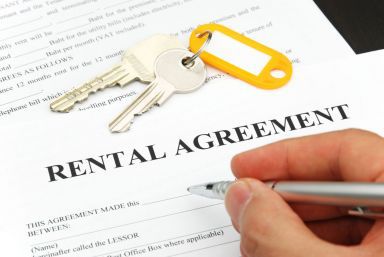 Signing a rental agreement with property maintenance in Auckland