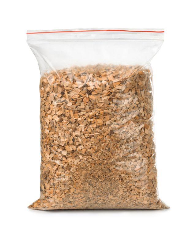 Wood Shavings, 3.25 Cubic Foot Bale - Expands to 6.5 Cubic Feet of Coverage  - Smithland