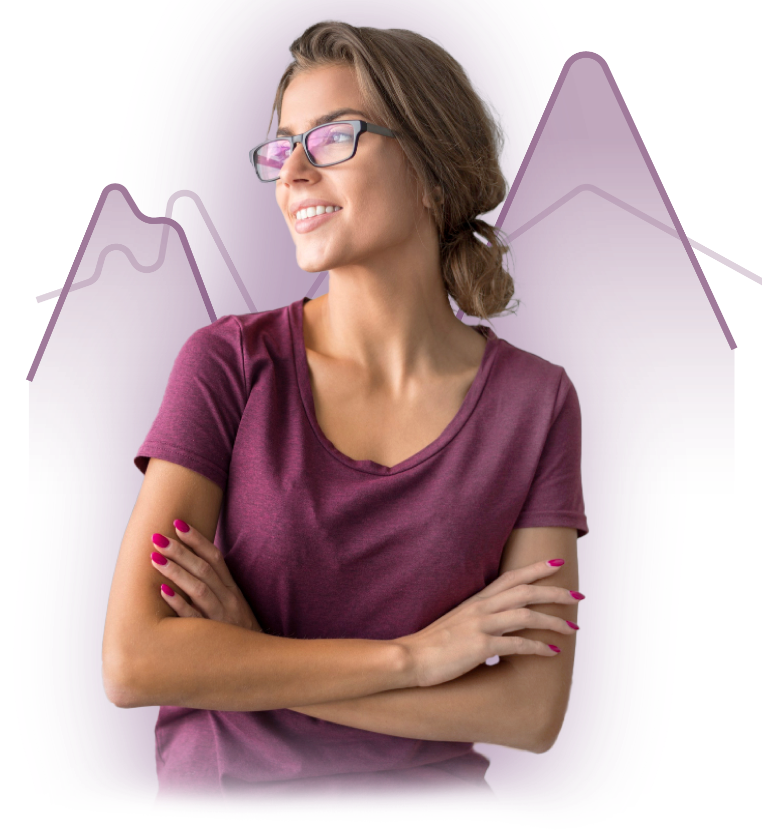 Mulher de óculos, com os braços cruzados, sorrindo e olhando para o outro lado. Camisa roxa e fundo gráfico.