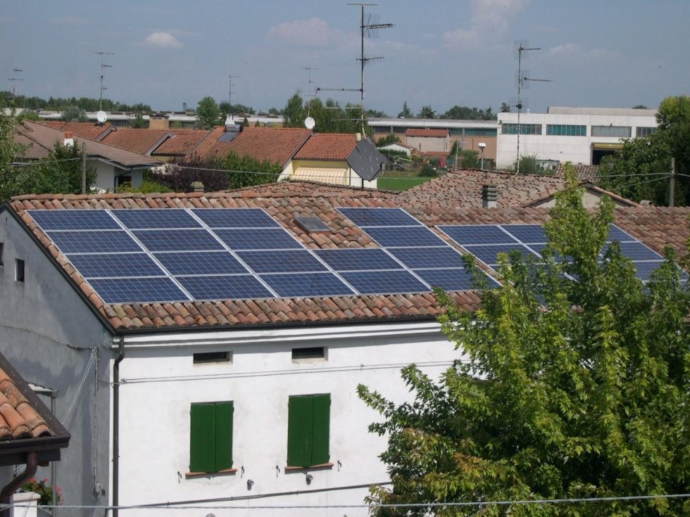 Impianto fotovoltaico a 7,05 Wp