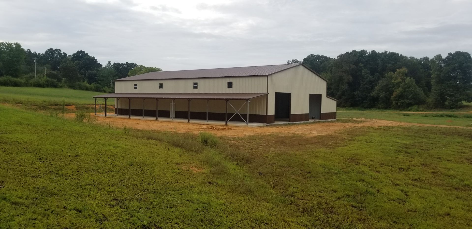 A&A Engineering - Large Building with 2 Lean-Tos - one partially enclosed and one fully open image 3