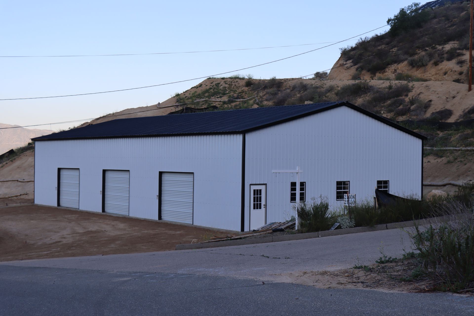 A&A Engineering - Large Building with additional engineering to account for industrial ceiling mounted fans added at a later date image 1