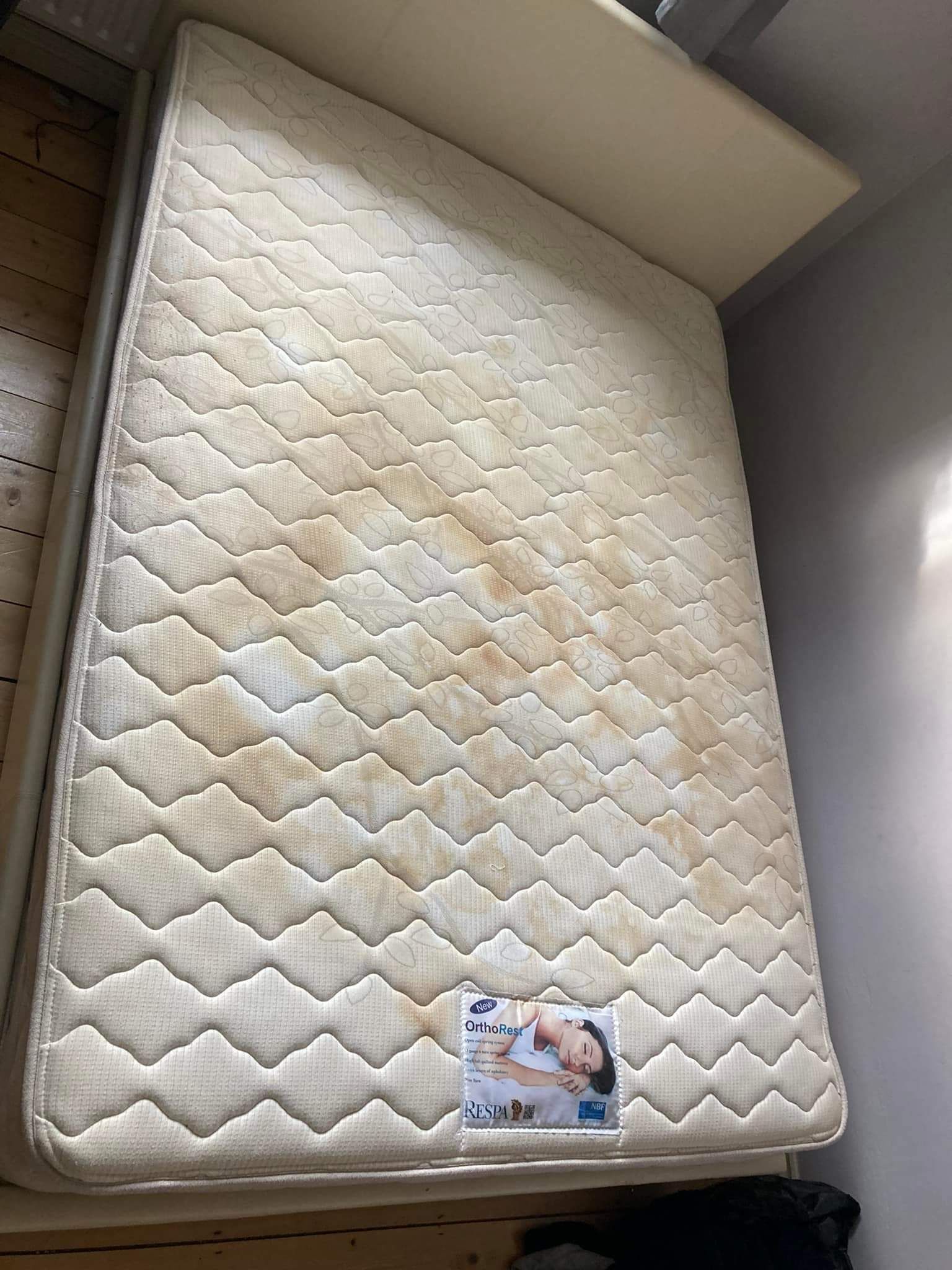 mattress cleaning