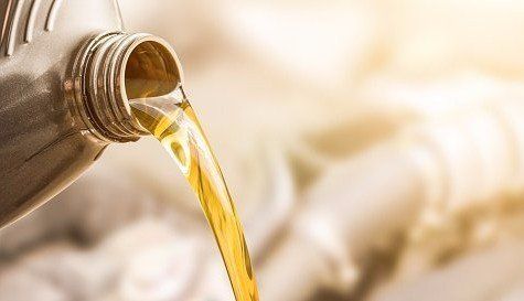 Cambio dell'olio di moto e scooter