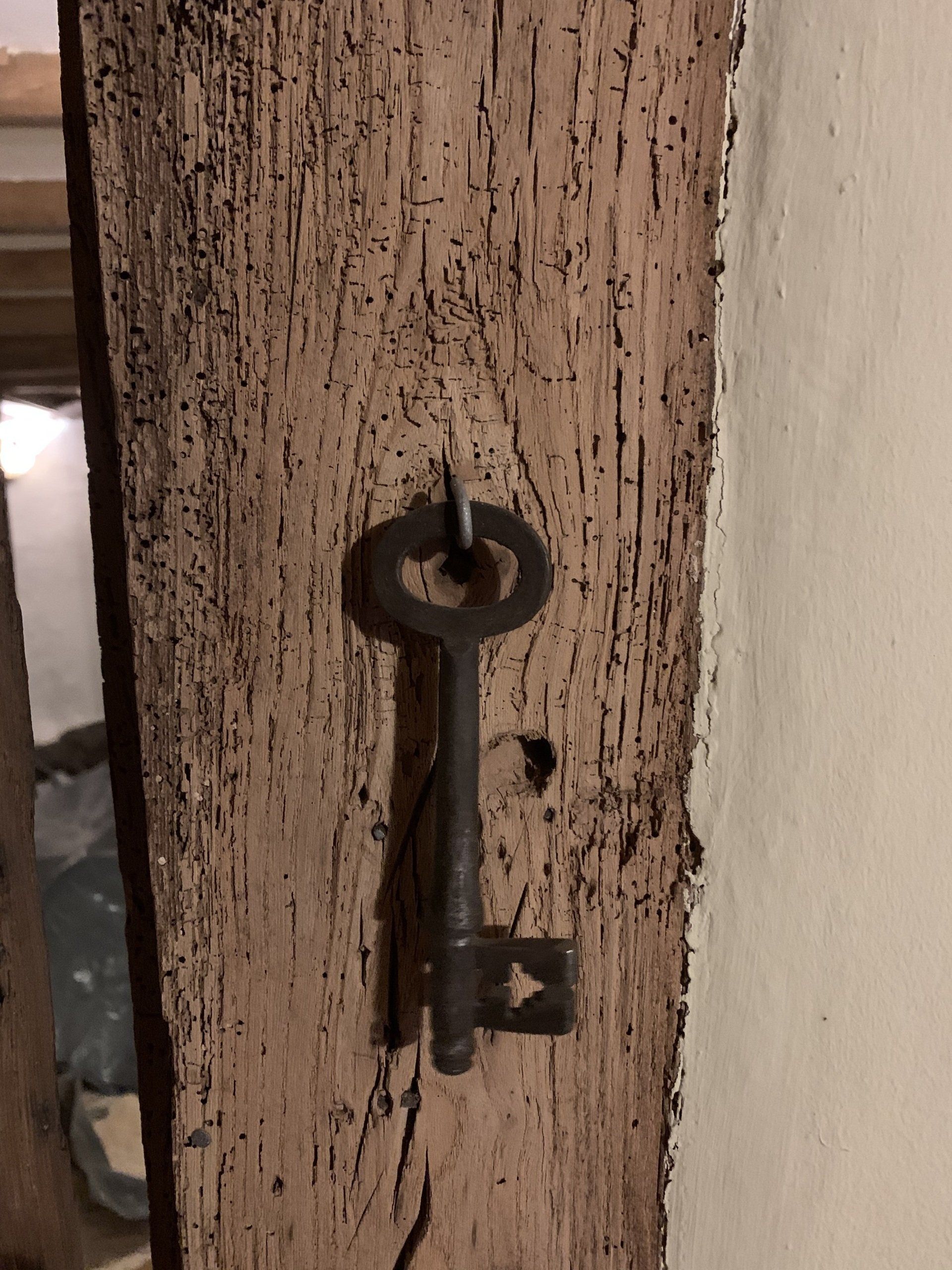 Micro blasting by Protinus beams - beam cleaning after