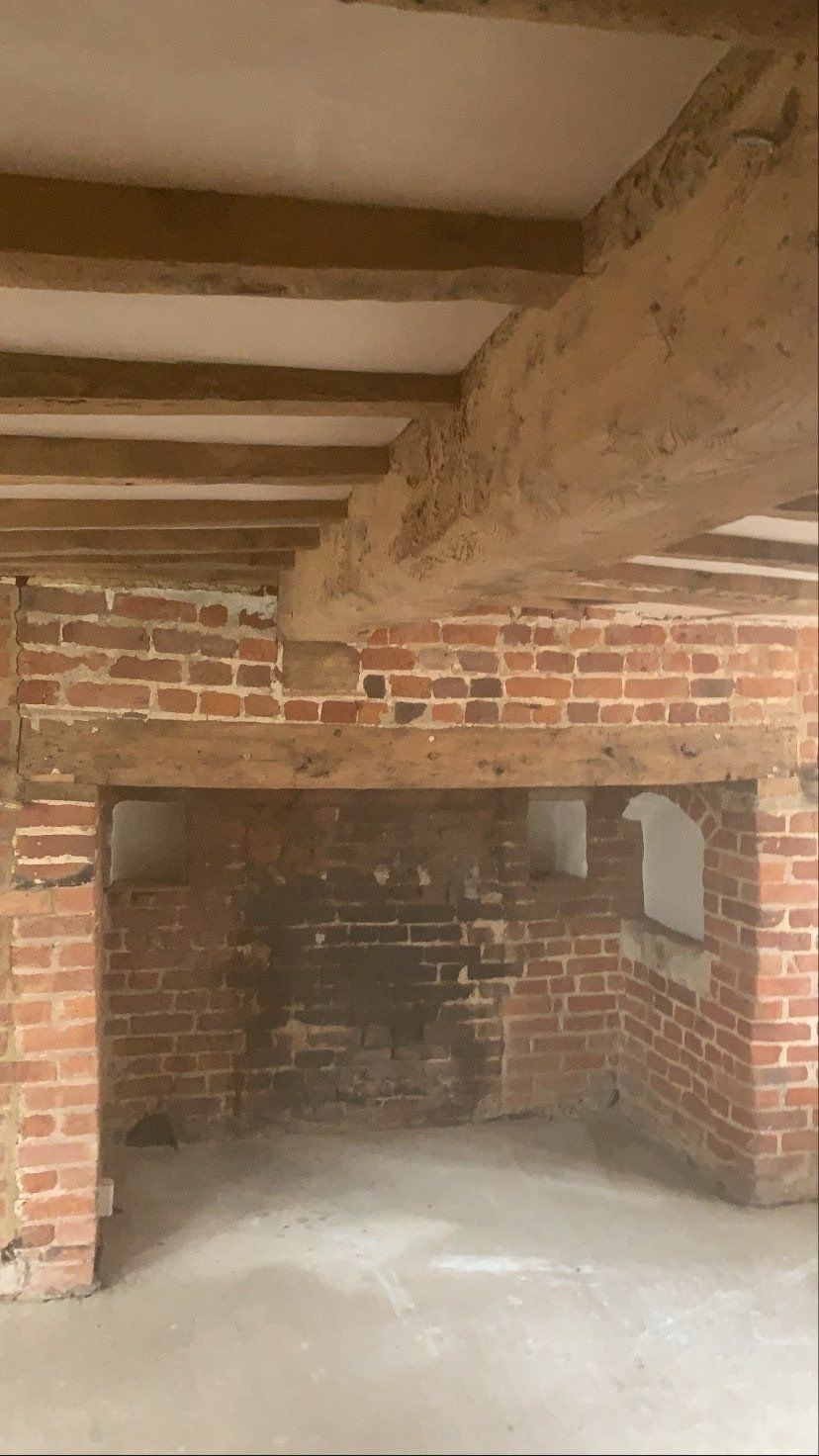 Micro blasting by Protinus beams - paint removal from timber beams, after