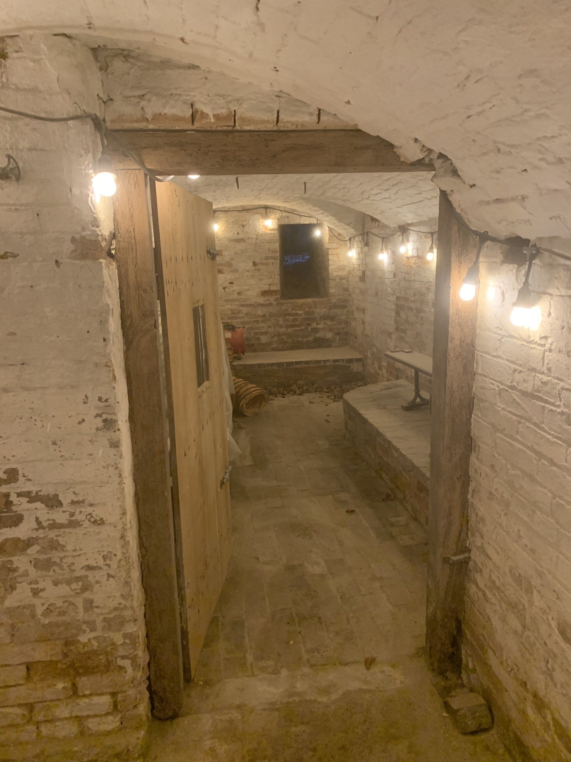 Micro blasting by Protinus beams - wall cleaning