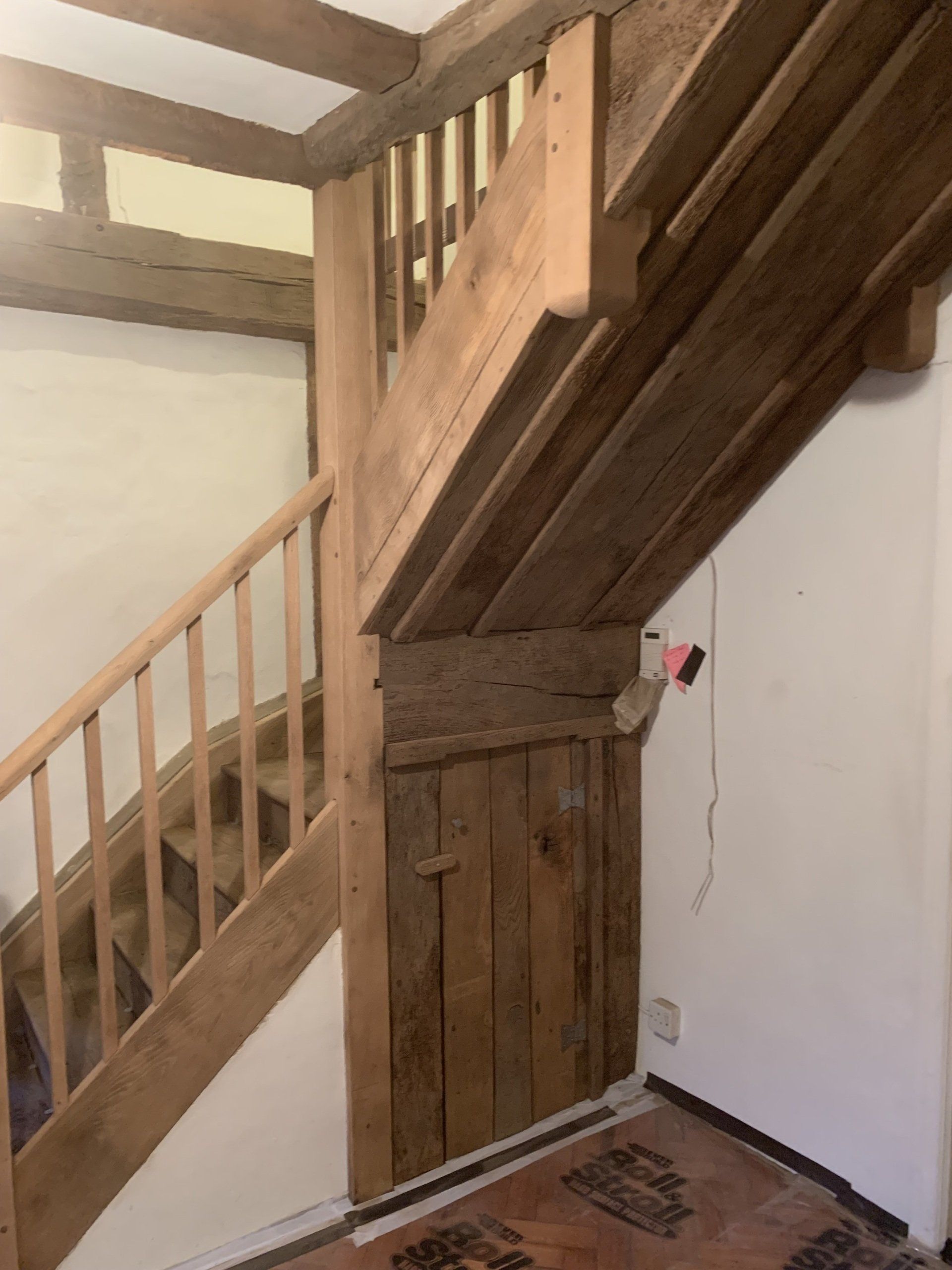 Micro blasting by Protinus beams - paint removal from wooden stairs, after