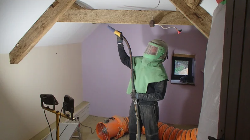 Micro blasting by Protinus beams - blasting in process