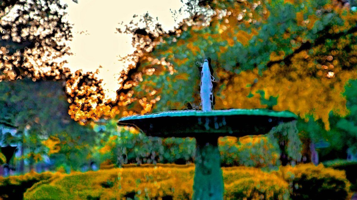 The Wormsloe Fountain in Columbia Square at Sunset