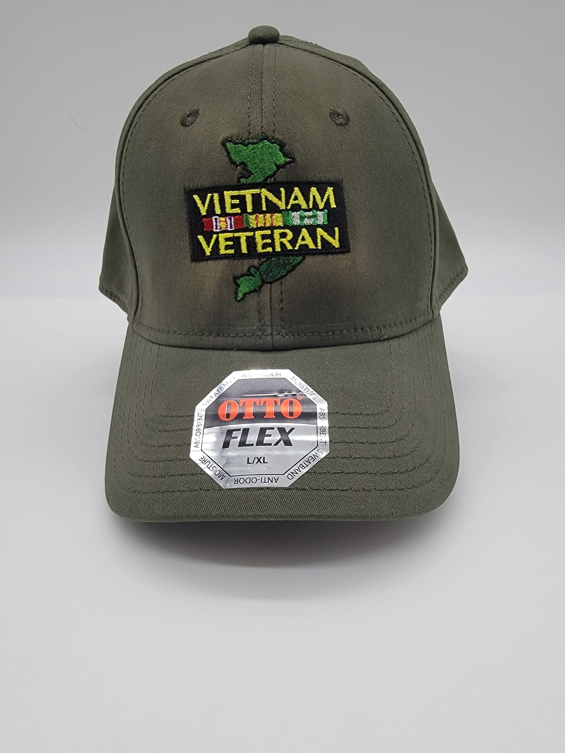 A baseball cap that says vietnam veteran on it