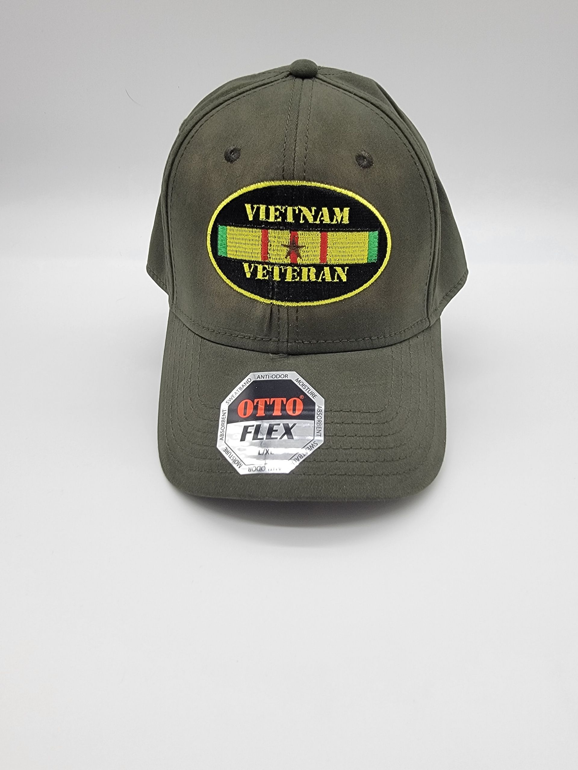 A baseball cap that says vietnam veteran on it