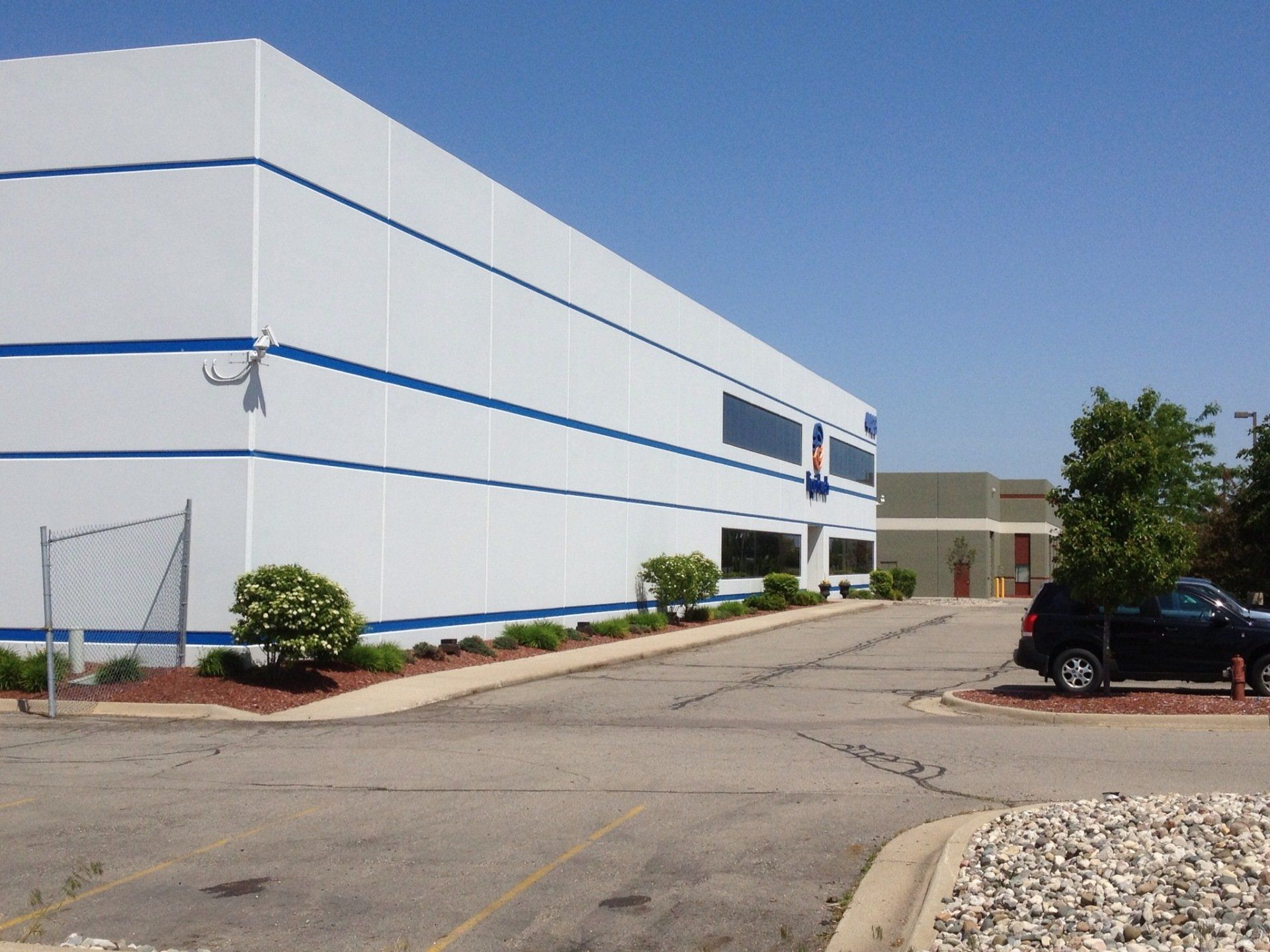 Liquid Web Building Exterior — Grand Ledge, MI — TL Hart