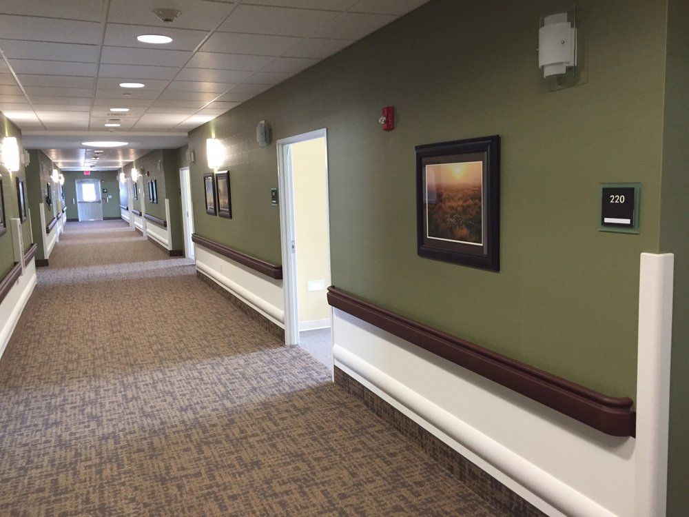 Regency of Lansing Green Corridor — Grand Ledge, MI — TL Hart