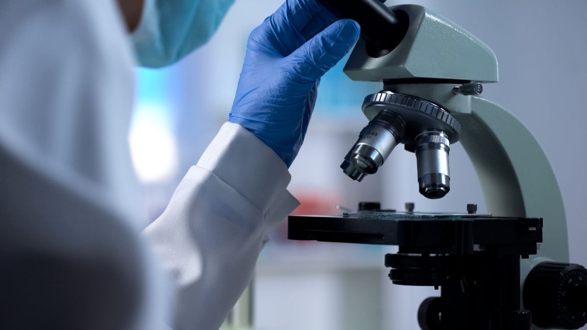 dermatology using microscope