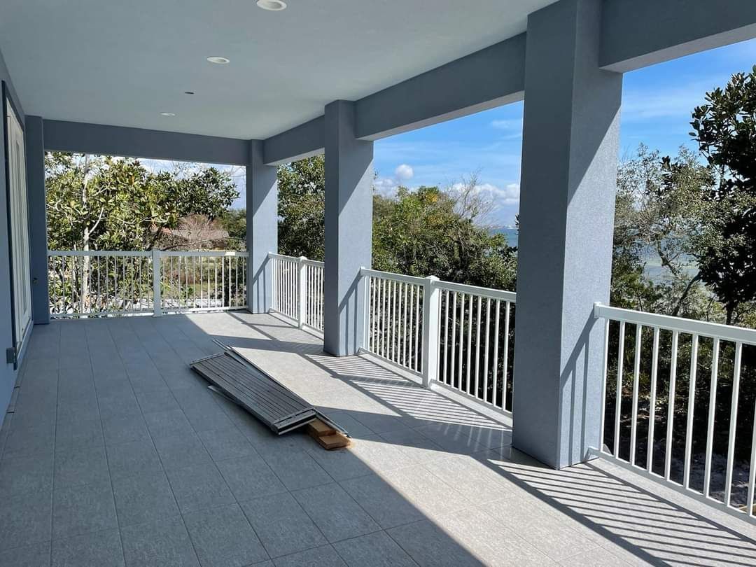Newly Installed Handrails On The House | Panama City, FL | Dan’s Aluminum