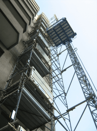 piattaforma su un edificio