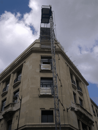 piattaforma per movimentazione materiali