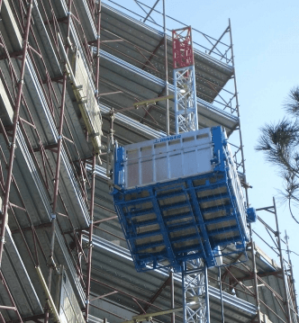 piattaforma elevatrice per movimentazione materiali