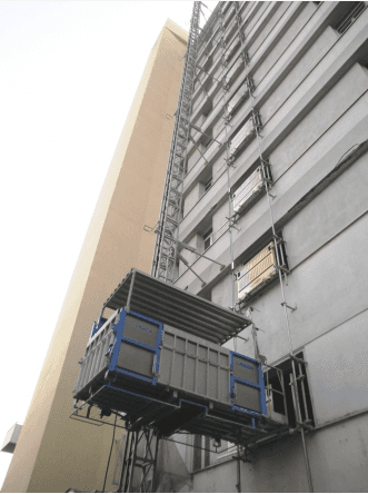 piattaforma elevatrice per trasporto materiali