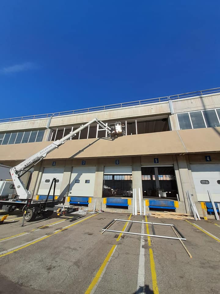 facciate continue per edilizia industriale