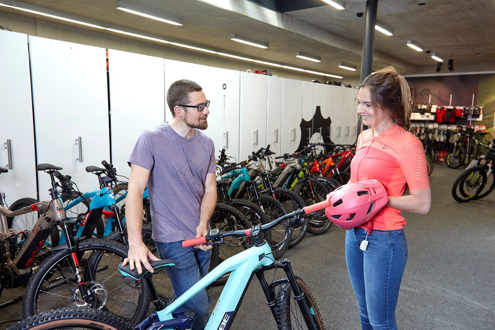 E-Bike Beratung bei Sport & Mode Kessler