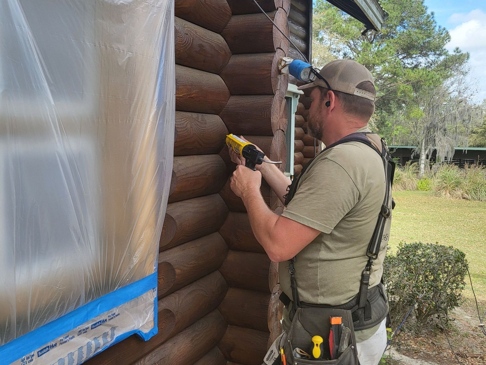 Applying Chinking and Caulking