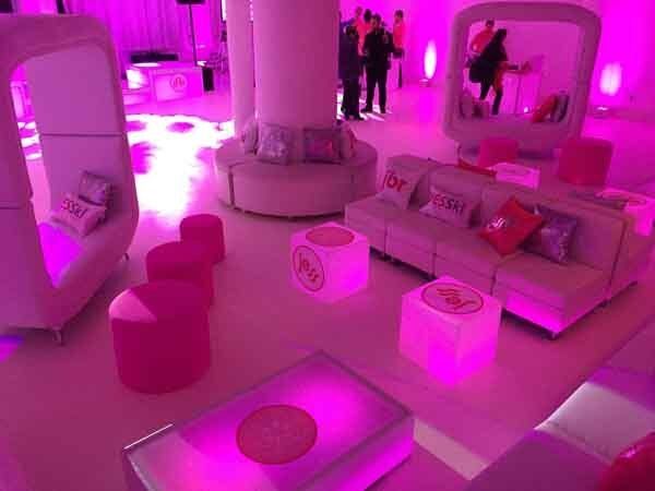 pink furniture