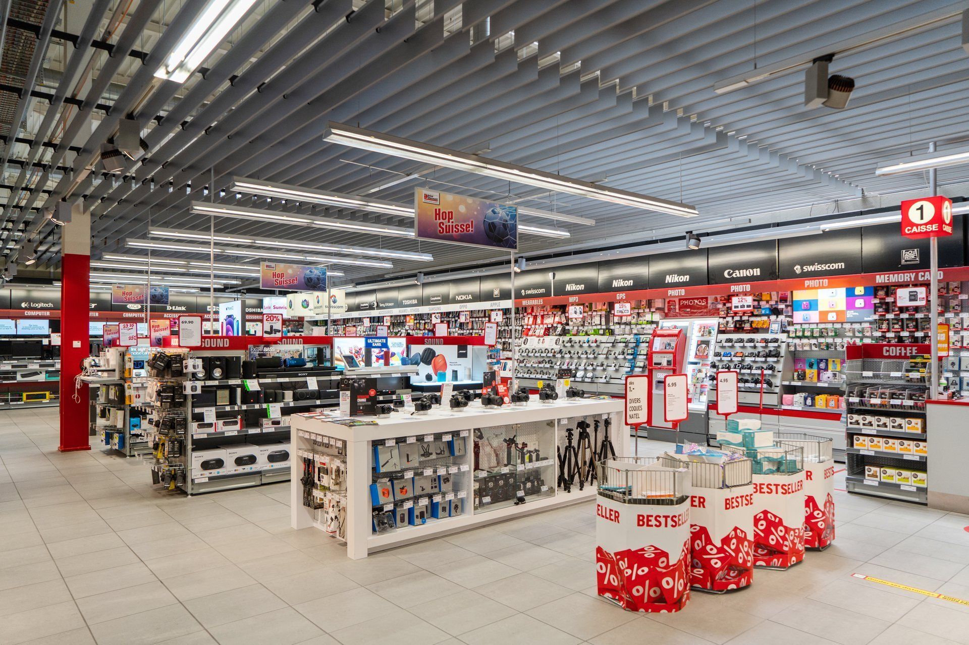 Interdiscount au centre commercial Parc du Rhône