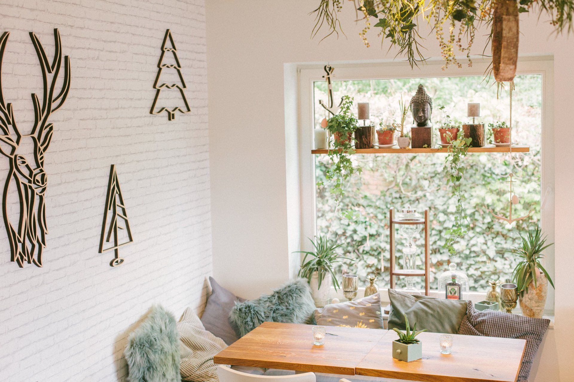 Eine Innenaufnahme aus dem Restaurant in der Bergstraße 5b. Die frühere Adresse von Berg & Tal.