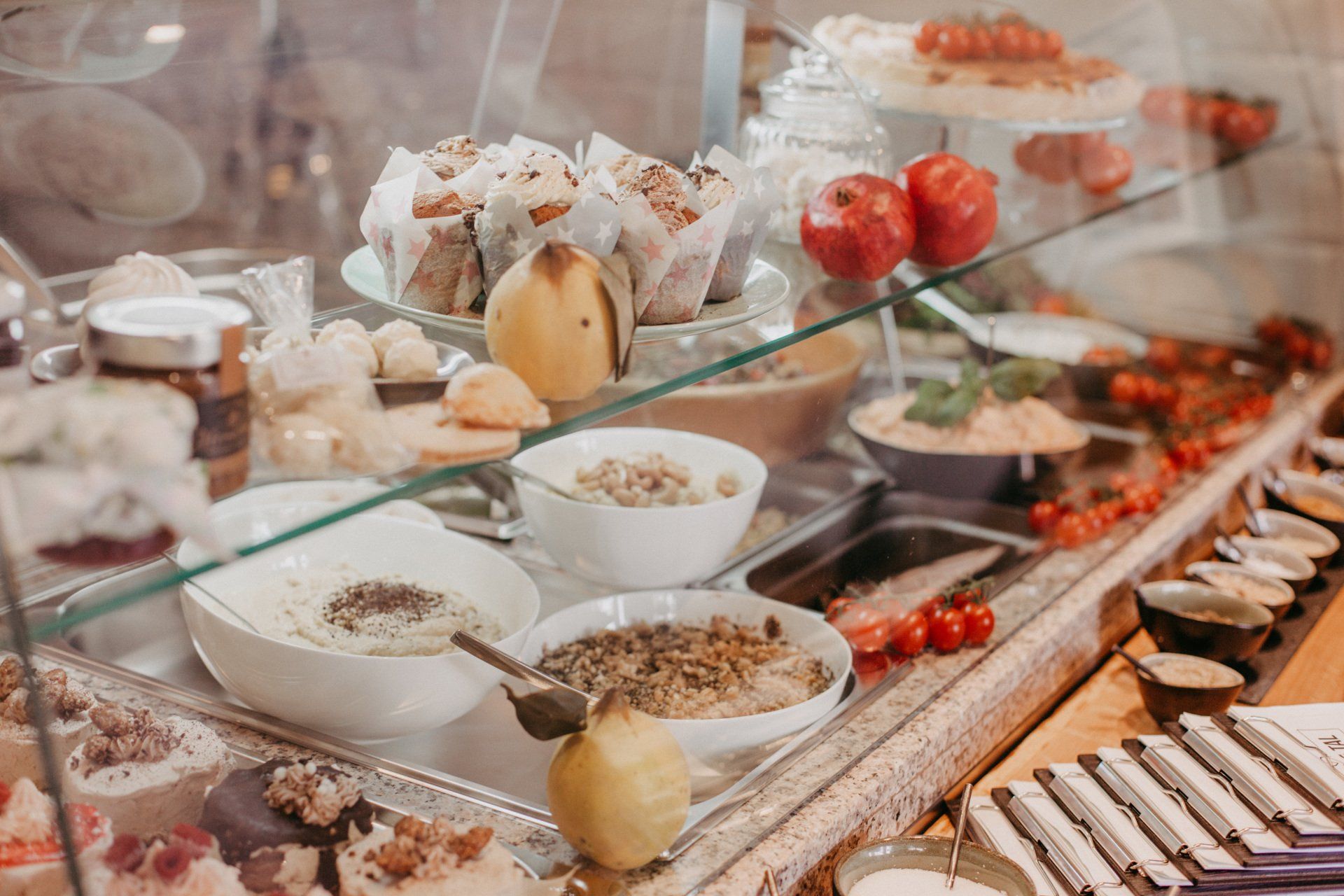 Ansicht mehrere Gerichte der Speisekarte