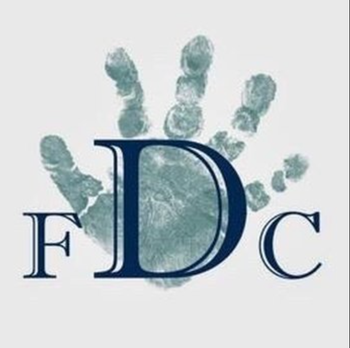 A picture of a hand with the letter d on it