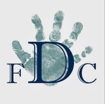 A picture of a hand with the letter d on it