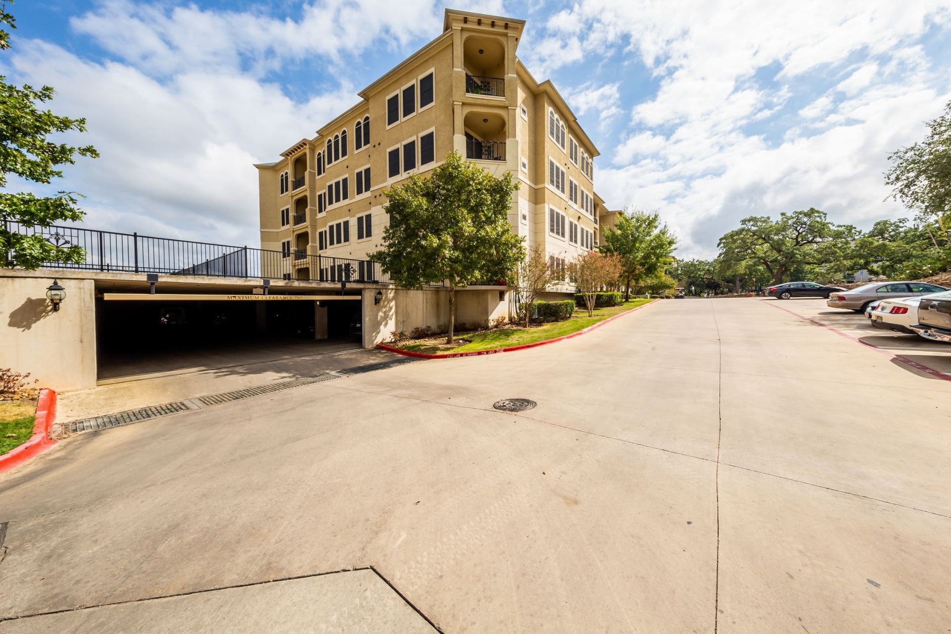 Apartments In San Antonio, TX Marquis at TPC