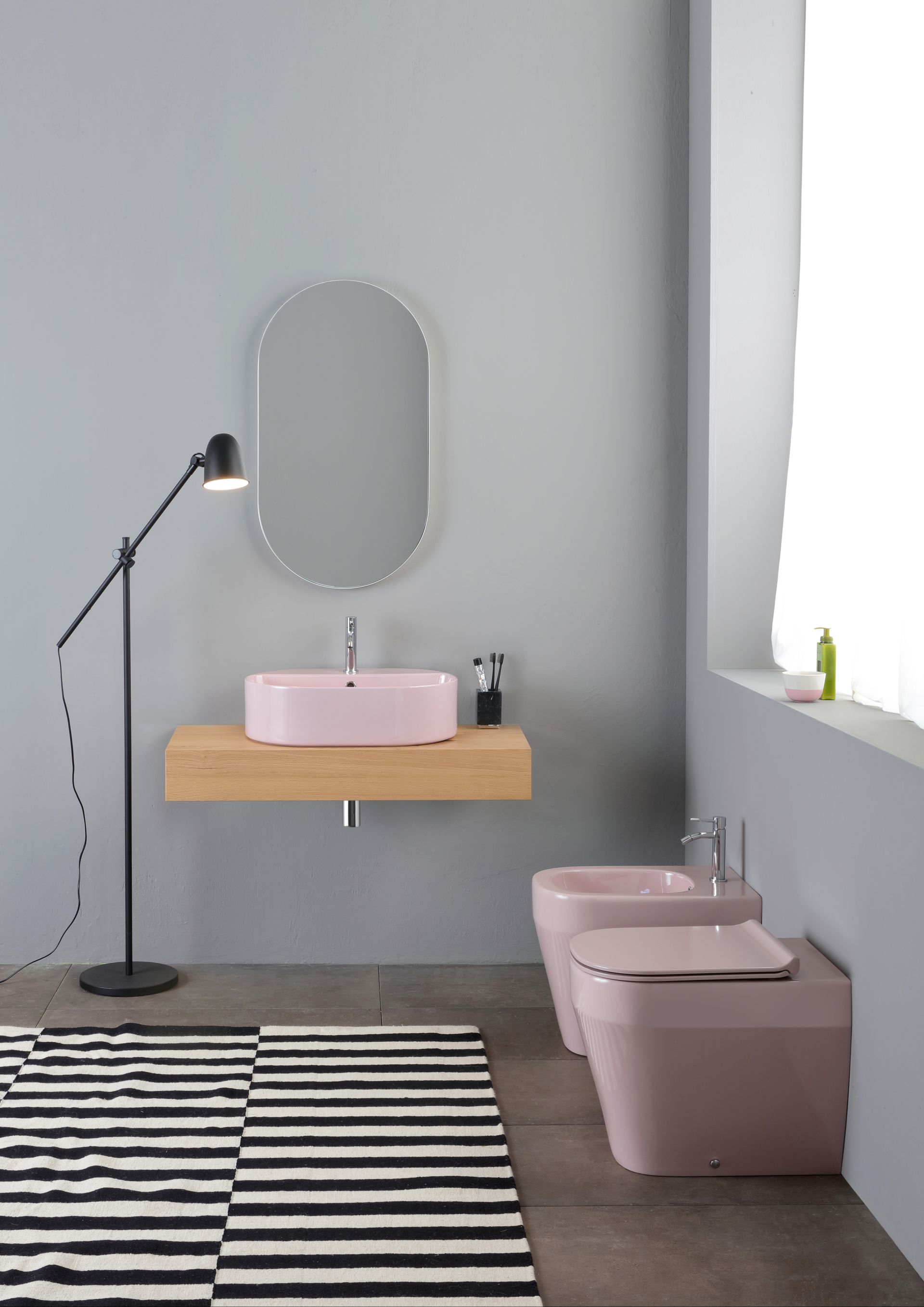 Sanitaires de salle de bains design à Corchiano