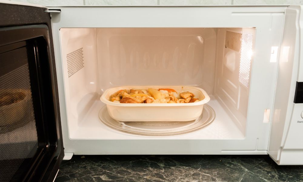 Why You Should Replace the Light Bulb in Your Microwave