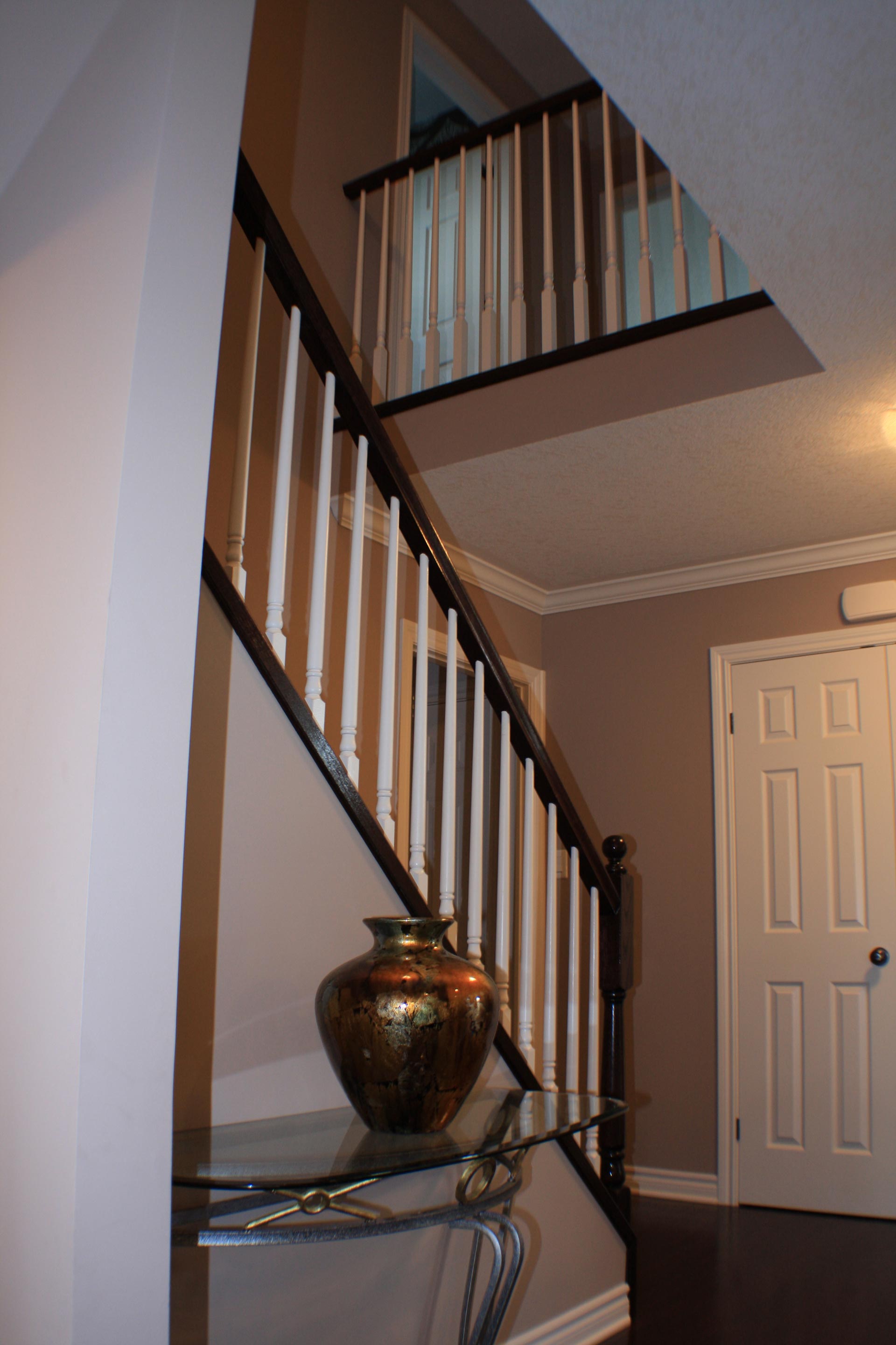 Rail - Wood Spindles