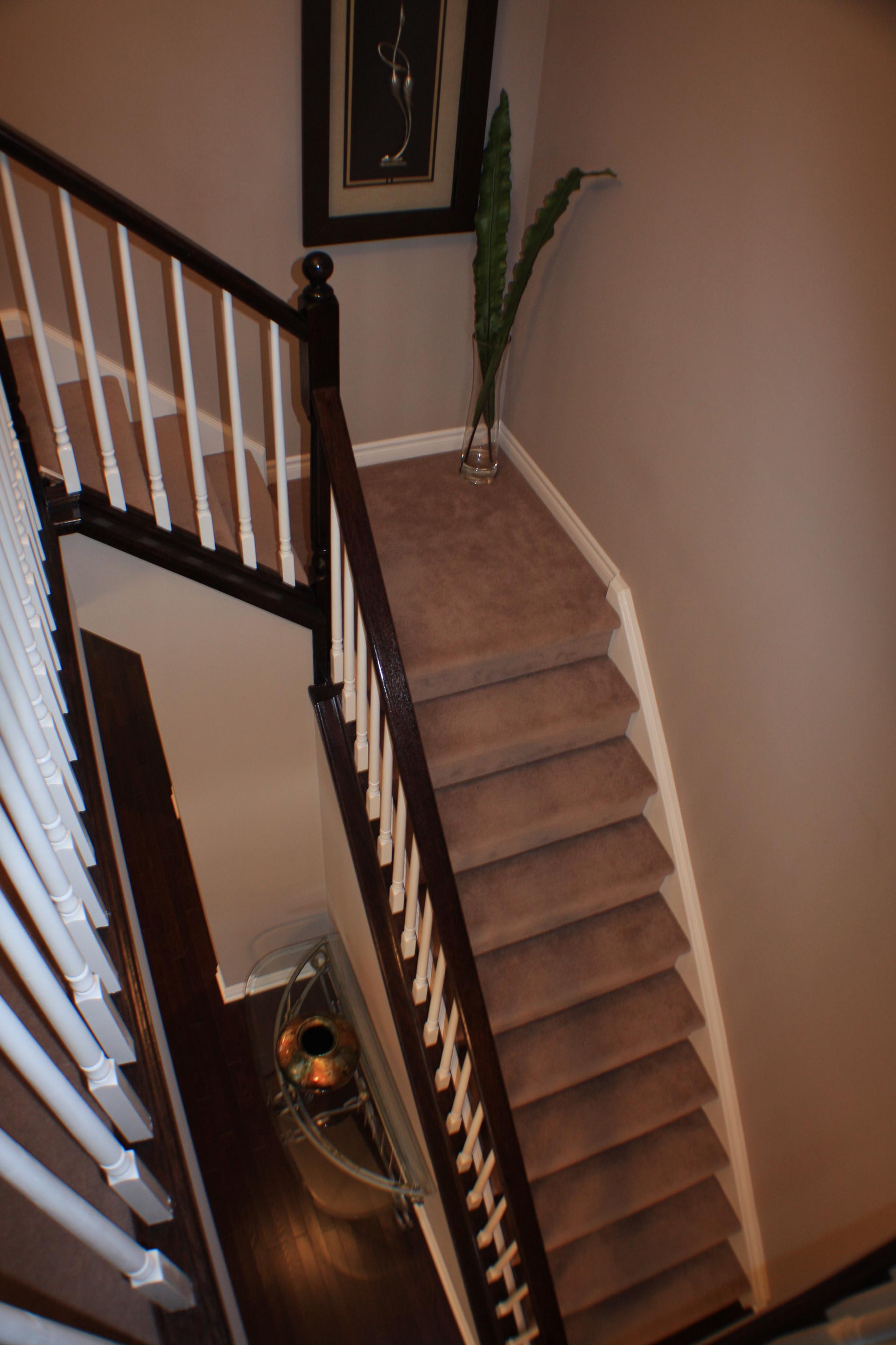 Rail - Wood Spindles