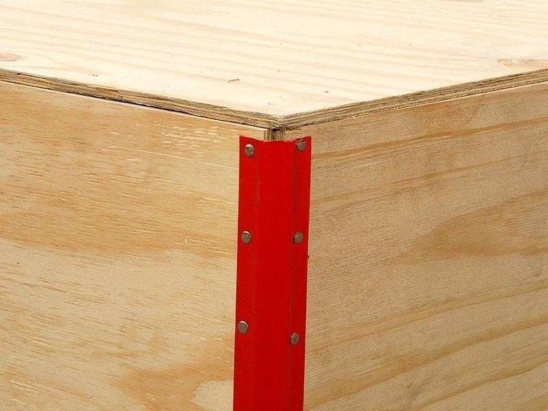 dettaglio cassa in legno