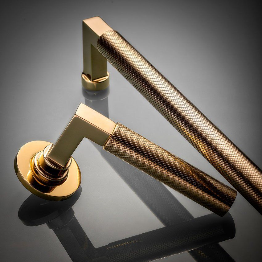 Warehouse Knurled Door SK0170